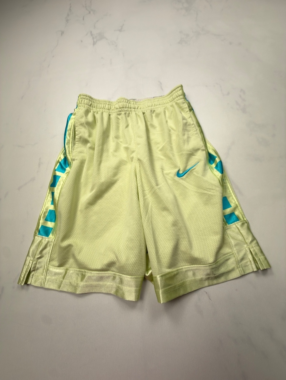 Nike Basketball Athletic Shorts Cream Turquoise 2000s Sporty - Boys XL